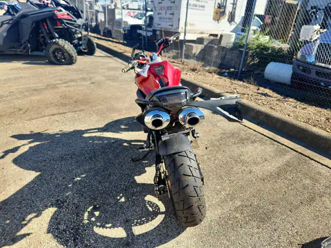 JYARJ08E96A008049 — 2006 Yamaha Fz, фото 4 с аукциона Copart, Повреждения со всех сторон