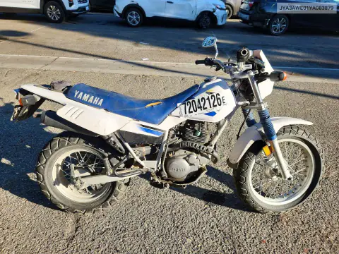 JYA3AWE01YA083879 — 2000 Yamaha Tw, Мелкие вмятины и царапины, фото до ремонта