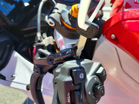 2026 Yamaha Yzf690 VIN JYARM60Y7TA000706 фото 8