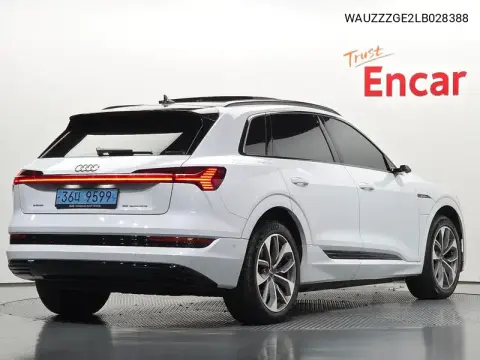 E-Tron 55 Quattro VIN WAUZZZGE2LB028388 фото 2