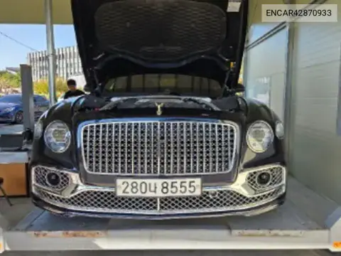ENCAR42870933 — 2021 Bentley, фото до ремонта