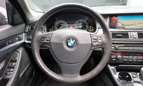 5 Series (F10) 520D VIN WBA5E5105FD673660 фото 12