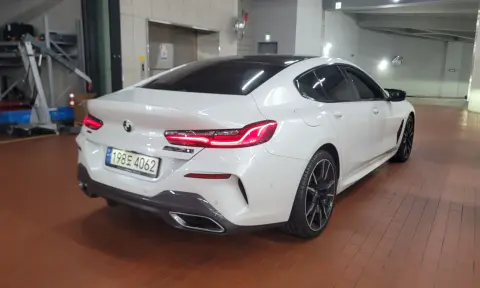 8 Series (G15) M850I ​​xDrive Gran Coupe VIN WBAGV8106RCP52064 фото 3