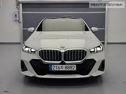 5 Series (G60) 520I M Sports VIN WBA21FJ07SCU10641 фото 2