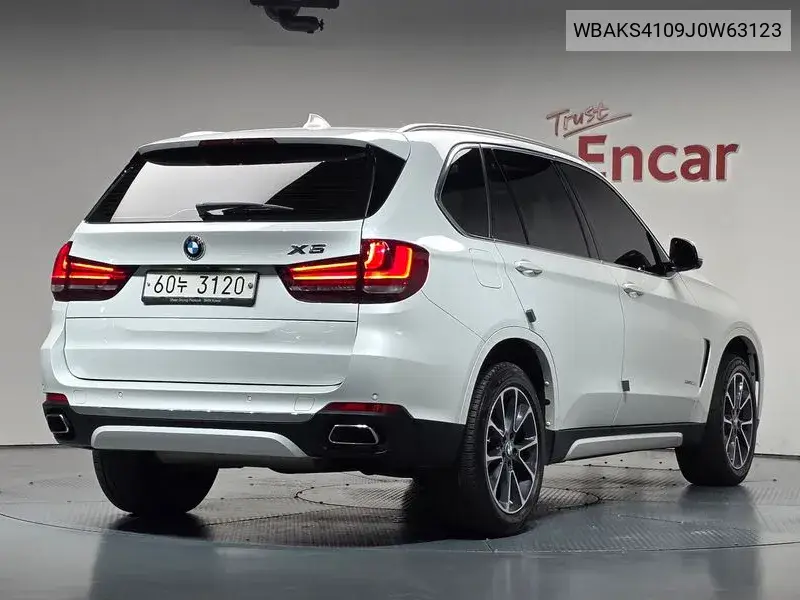 X5 (F15) xDrive 30D VIN WBAKS4109J0W63123 фото 1