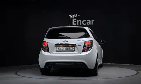 Aveo Hatchback 1.4 Turbo Rs VIN KLATA48BDEB729291 фото 4