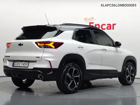 KLAPC56LDNB000085 — 2021 Chevrolet TrailBlazer, фото до ремонта