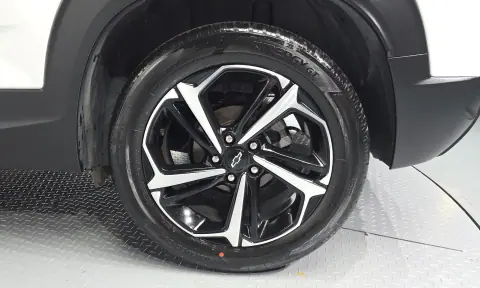 Trailblazer 1.3 Turbo 2Wd Rs VIN KLAPC56LDNB000085 фото 4