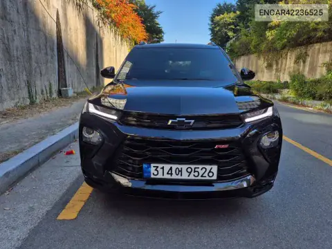 ENCAR42236525 — 2023 Chevrolet TrailBlazer, фото до ремонта