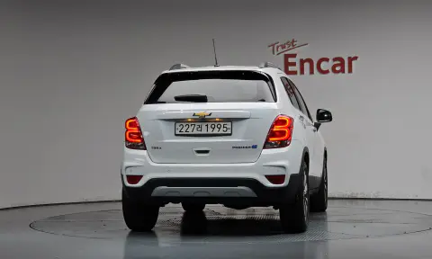 The New Trax 1.6 Diesel Premier VIN KLABA76CDLB072052 фото 3