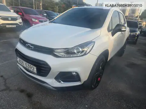 KLABA76BDKB935010 — 2019 Chevrolet TRAX, фото до ремонта