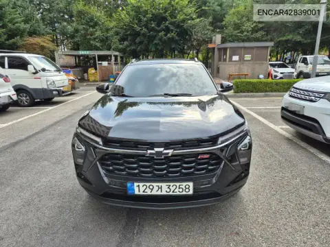 ENCAR42839001 — 2023 Chevrolet TRAX, фото до ремонта