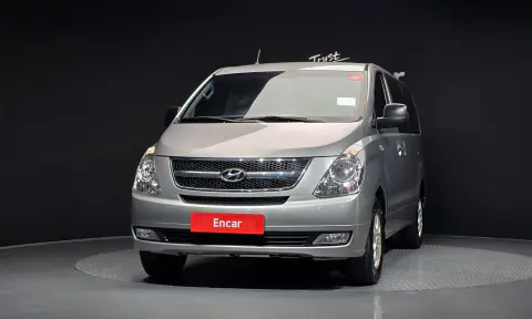 Grand Starex 3-Seater Van Cvx Luxury VIN KMFWBX7KBGU766450 фото 3
