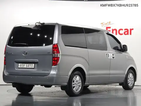 Grand Starex 5-Seater Van Modern VIN KMFWBX7KBHU923785 фото 1