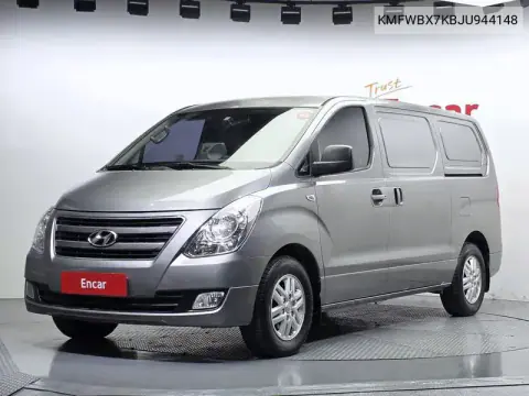 KMFWBX7KBJU944148 — 2017 Hyundai Grand Starex Urban, фото до ремонта