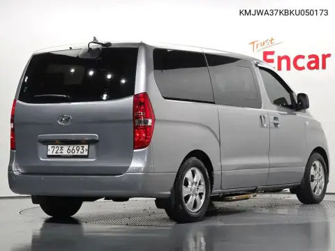 KMJWA37KBKU050173 — 2018 Hyundai Grand Starex Urban, фото до ремонта