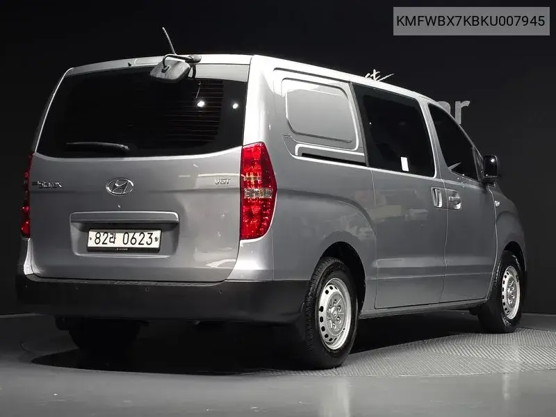 The New Grand Starex Van 5-Seater Style VIN KMFWBX7KBKU007945 фото 1