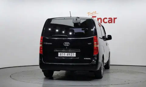The New Grand Starex Van 3-Seater Smart VIN KMFWBX7KBLU113633 фото 4