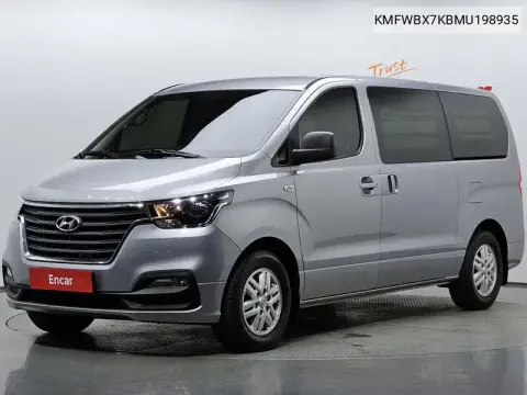 KMFWBX7KBMU198935 — 2021 Hyundai Grand Starex Urban, фото до ремонта
