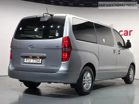The New Grand Starex Van 3-Seater Smart VIN KMFWBX7KBMU198085 фото 2