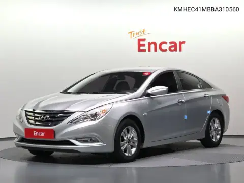 KMHEC41MBBA310560 — 2011 Hyundai Sonata, фото до ремонта