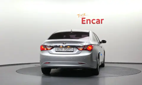Yf Sonata Lpi Premier VIN KMHEC41MBBA310560 фото 4