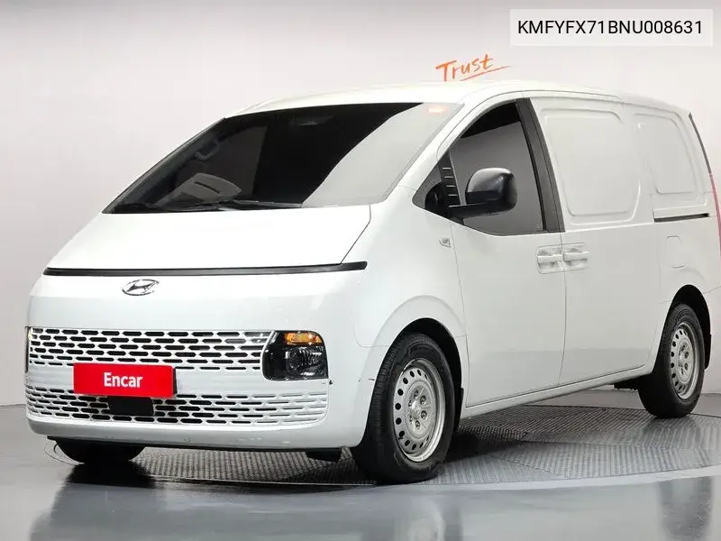 Staria Cargo 3-Seater Smart VIN KMFYFX71BNU008631 фото 1
