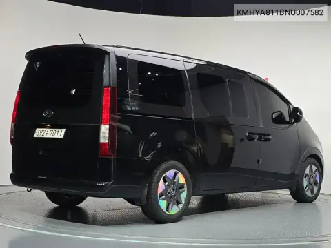 Staria Tourer 9-Seater Modern VIN KMHYA811BNU007582 фото 2