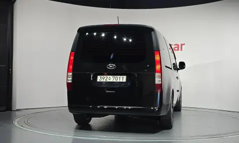 Staria Tourer 9-Seater Modern VIN KMHYA811BNU007582 фото 4