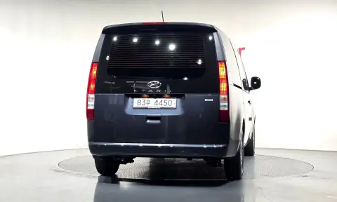 Staria L3.5 Cargo 5-Seater Modern VIN KMFYCX73BNU027712 фото 3