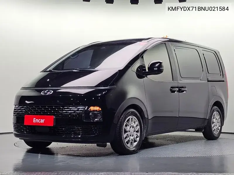 Staria Cargo 3-Seater Modern VIN KMFYDX71BNU021584 фото 1
