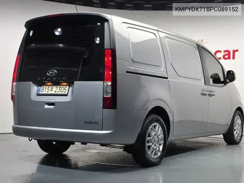Staria Cargo 3-Seater Modern VIN KMFYDX71BPC089152 фото 2