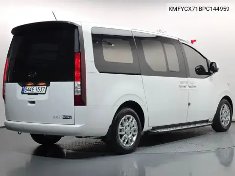 KMFYCX71BPC144959 — 2023 Hyundai Staria, фото до ремонта