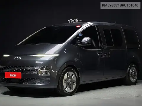 KMJYB371BRU161040 — 2023 Hyundai Staria, фото до ремонта