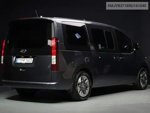 Staria Tourer 11-Seater Modern VIN KMJYB371BRU161040 фото 2