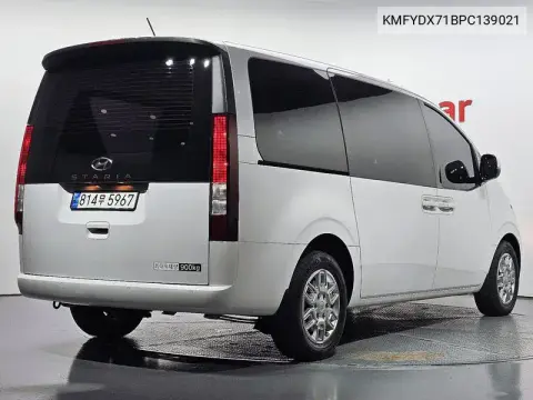 Staria Cargo 3-Seater Modern VIN KMFYDX71BPC139021 фото 2