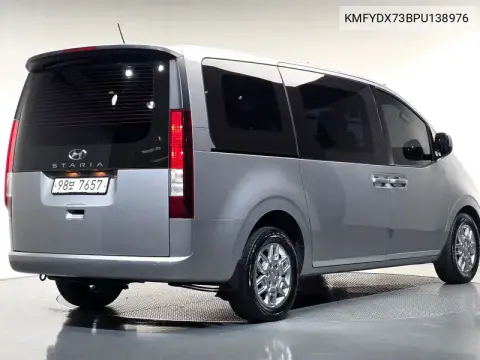 KMFYDX73BPU138976 — 2023 Hyundai Staria, фото до ремонта