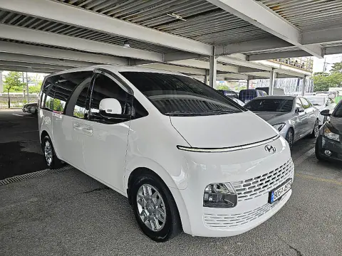 Staria L3.5 Cargo 3-Seater Modern VIN KMFYDX73BRU149545 фото 3