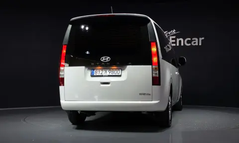Staria L3.5 Cargo 3-Seater Modern VIN KMFYDX73BSU211921 фото 4
