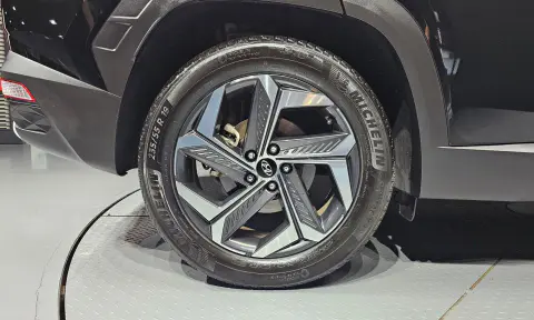 Tucson (Nx4) Gasoline 1.6 Turbo 2Wd Inspiration VIN KMHJE81BGNU090530 фото 4