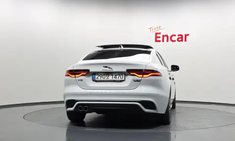 Xe D180 R-Dynamic S VIN SAJAB4BN0LC165910 фото 3