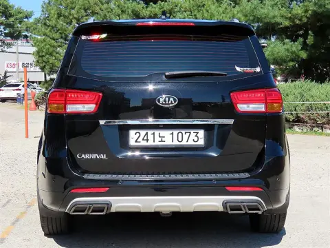 All New Carnival 9-Seater Prestige VIN KNAMC81ABHS289045 фото 4