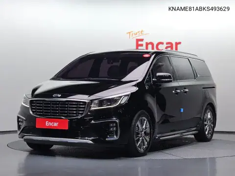 The New Carnival 9-Seater Noblesse Special VIN KNAME81ABKS493629 фото 1