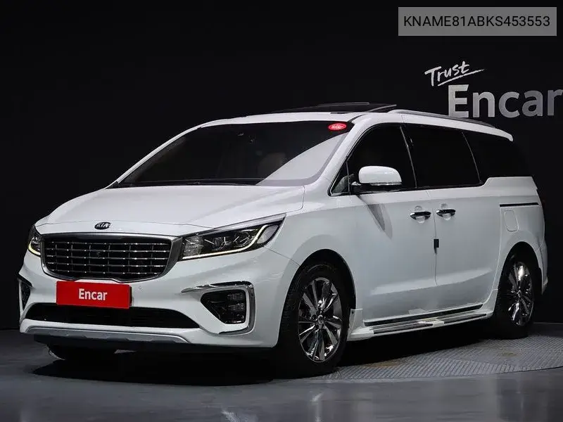 The New Carnival 9-Seater Noblesse Special VIN KNAME81ABKS453553 фото 1