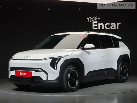 KNAFC81AFSS003792 — 2024 Kia EV3, фото до ремонта