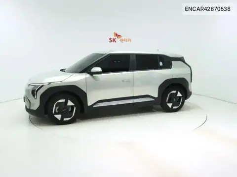 ENCAR42870638 — 2024 Kia EV3, фото до ремонта