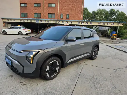 ENCAR42833467 — 2025 Kia EV3, фото до ремонта