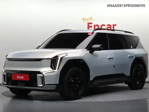 KNAAD815PRS008095 — 2023 Kia EV9, фото до ремонта