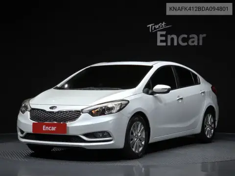 KNAFK412BDA094801 — 2013 Kia K3, фото до ремонта