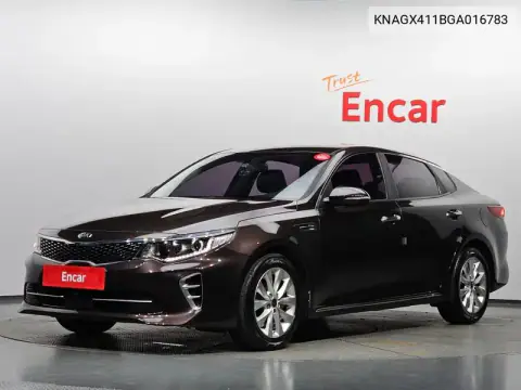 KNAGX411BGA016783 — 2015 Kia K5, фото до ремонта